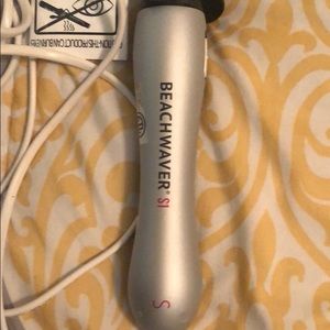Beachwaver S 1.25 rotating curling wand